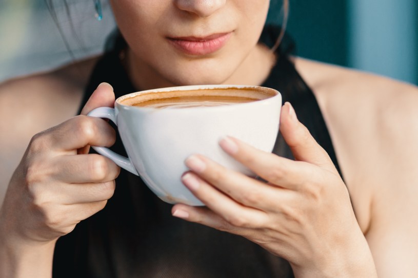 Co wypłukuje z naszego organizmu magnez, wapń i potas? Ile kawy można pić? Sprawdź /123RF/PICSEL