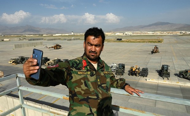 Co z bazą Bagram? Talibowie odpowiedzieli Trumpowi