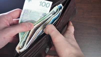 Co z jawnością wynagrodzeń? Ustalenia RMF FM