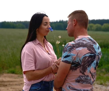 Co z Krzysztofem i Agnieszką w "Rolniku"? Nie jest gotowa na odważny krok