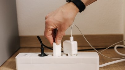 Co z mrożeniem cen energii w przyszłym roku? Minister informuje