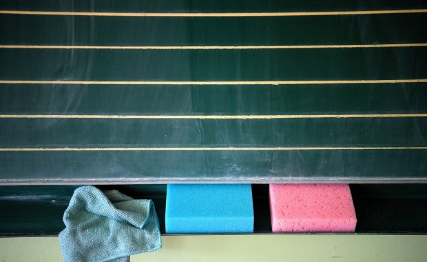 Co z nauczycielami, którzy się nie zaszczepią? Henryk Kowalczyk: Przekierować na zdalne 