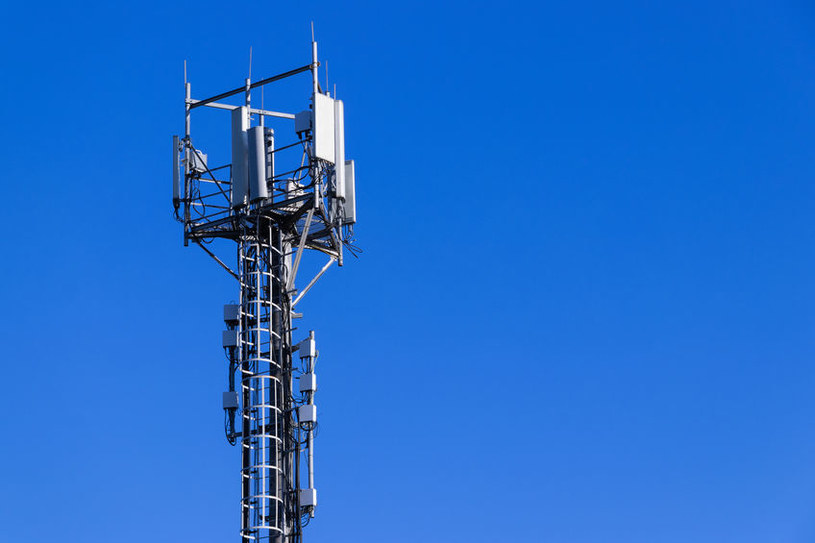 Co z obsługą prawną przetargu na częstotliwości dla sieci 5G? /123RF/PICSEL