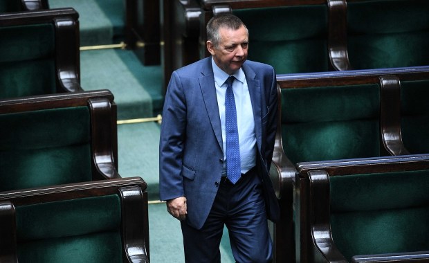 Co z planem B na Banasia? "Przyzwoitość nakazuje dać kilka dni na refleksję"