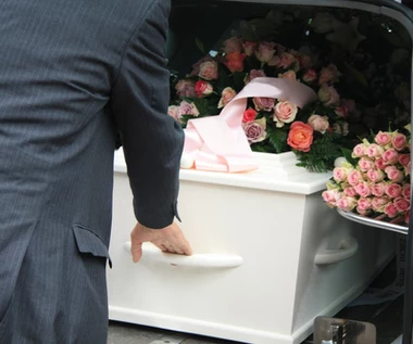 Co z podwyżką zasiłku pogrzebowego? Jest decyzja senackiej komisji