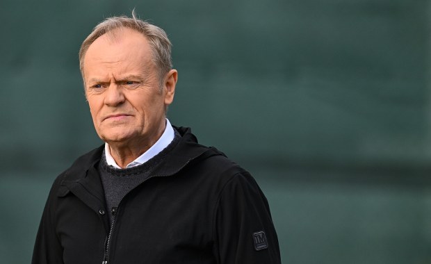 Co z Polakami w Iranie? Premier i rzecznik MSZ informują