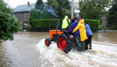 Co z pomocą dla rolników? Najpierw musi opaść woda