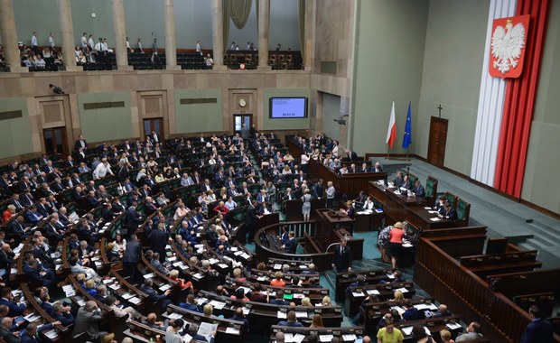 Co z projektem ws. referendum edukacyjnego? Sejm zdecydował, że trafi do komisji 