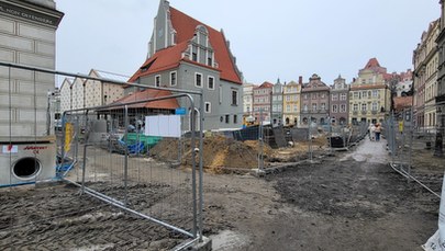 Co z "sezonem stolikowym" na Starym Rynku w Poznaniu?