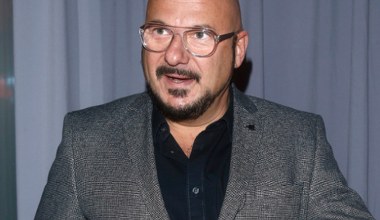 Co za afera w "Szkle kontaktowym". Widz nagle zbeształ Gąsowskiego. "Mało mu jeszcze tej kasy?"