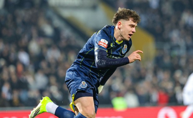 Co za debiut! 17-letni Pietuszewski już podbił serca kibiców FC Porto