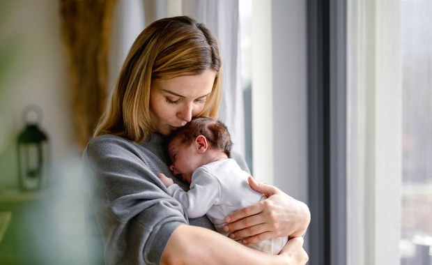 ​Co zachęciłoby Polaków do rodzicielstwa? Wyniki badań