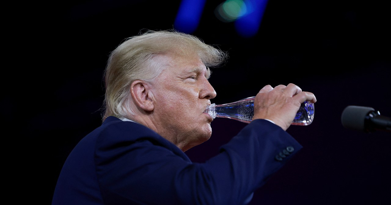 Coca-Cola z cukrem trzcinowym zamiast syropu kukurydzianego to nowy pomysł prezydenta USA Donalda Trumpa /Joe Raedle  /AFP