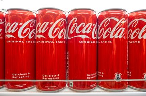 Coca Cola znów na półkach sklepowych w Rosji. Czy znany koncern powrócił?