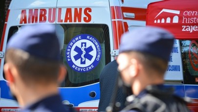 Cofał na parkingu. Nie żyje potrącona kobieta