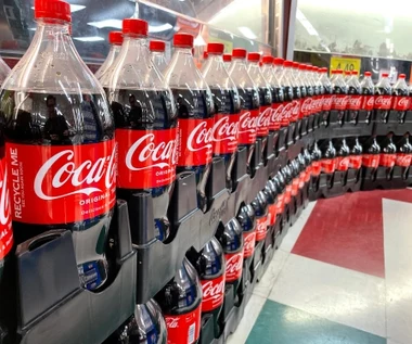 Cola-Cola zmienia recepturę na prośbę Trumpa. Zastąpiono popularny składnik 