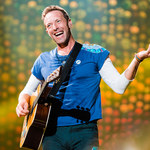 Coldplay znowu zagrają w Polsce! Zaskakujące, z kim spotyka się Chris Martin! To znana aktorka!