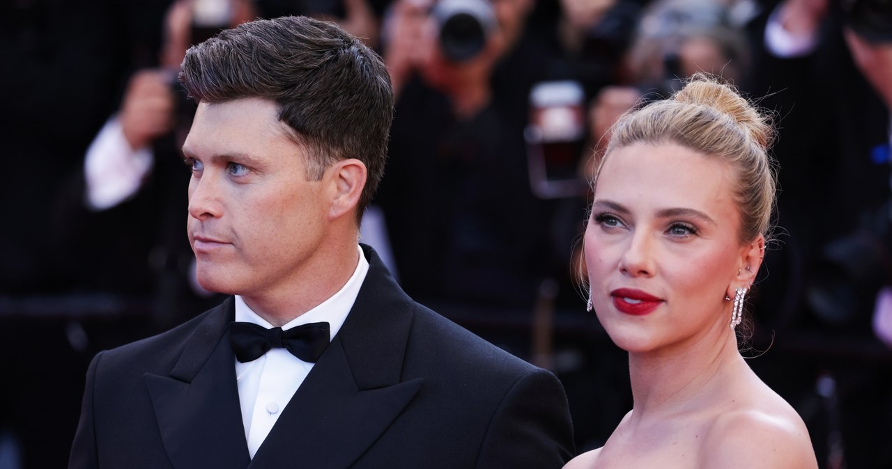 Colin Jost i Scarlett Johansson w Cannes w 2025 roku /Dave Benett / Contributor /Getty Images