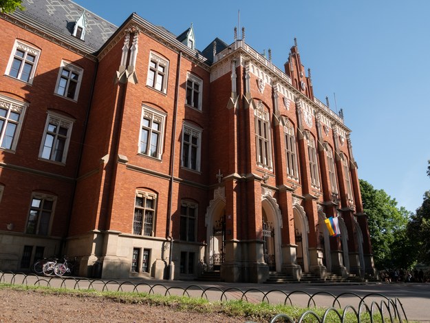 Collegium Novum Uniwersytetu Jagiellońskiego /Shutterstock