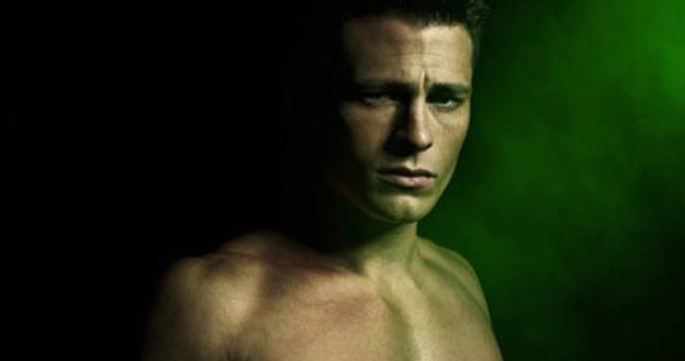 Colton Haynes jako Roy Harper w serialu "Arrow" /materiały prasowe