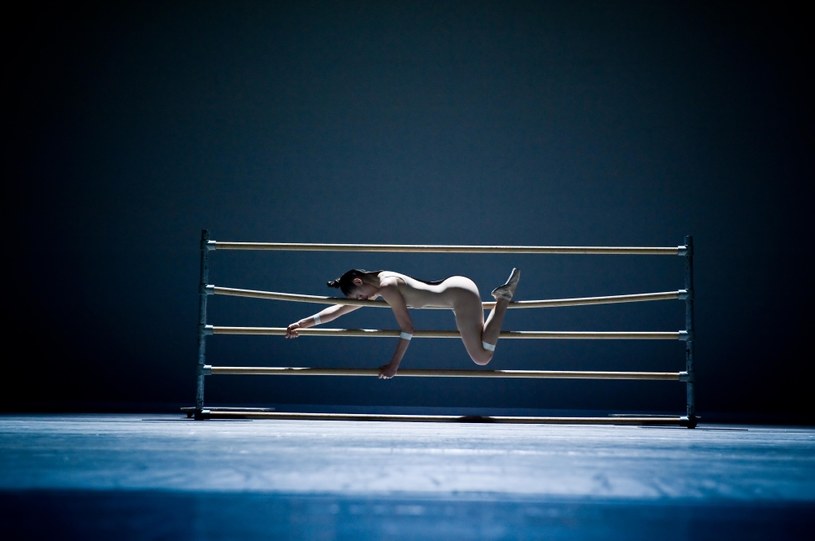 Compagnie Marie Chouinard © Sylvie-Ann Paré / Dancer: Carol Prieur /materiały prasowe