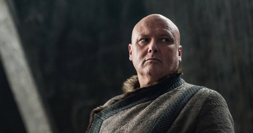 Conleth Hill jako lord Varys w serialu "Gra o tron" /HBO