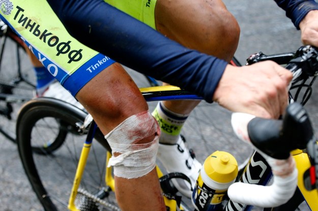 Contador wycofał się z Tour de France po złamaniu kości piszczelowej /Kim Ludbrook  /PAP/EPA