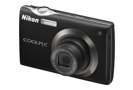 Coolpix S4000 /materiały prasowe