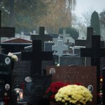 Coraz mniej miejsc na groby. Na krakowskich cmentarzach ogłoszono licytację 