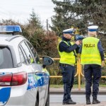 służba Coraz mniej policjantów rezygnuje z pracy. Wszystko za sprawą świadczenia