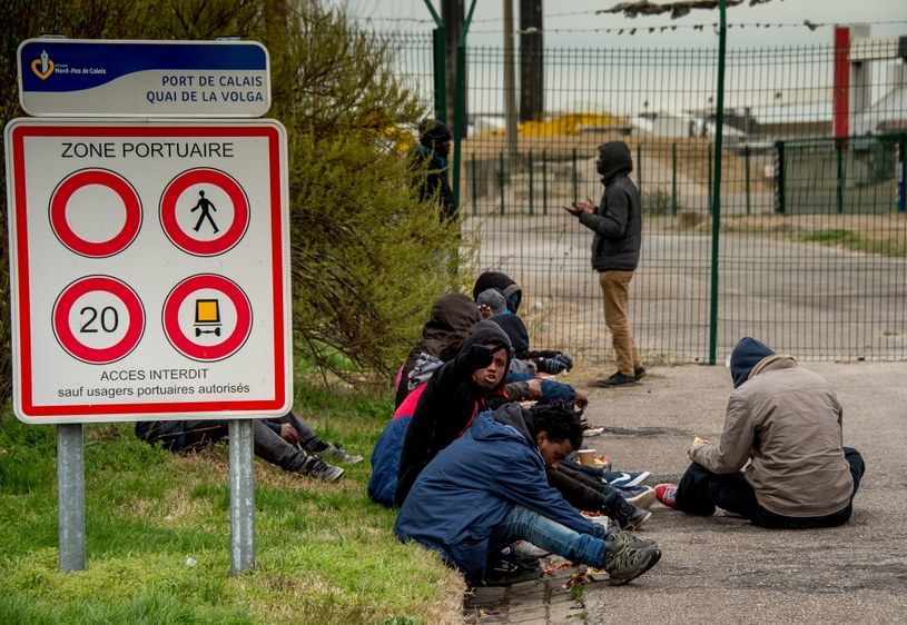 Coraz więcej imigrantów wraca w rejony Calais /PHILIPPE HUGUEN / AFP /AFP