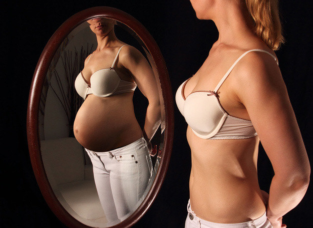 Coraz więcej kobiet ma problemy z zajściem w ciążę /123RF/PICSEL