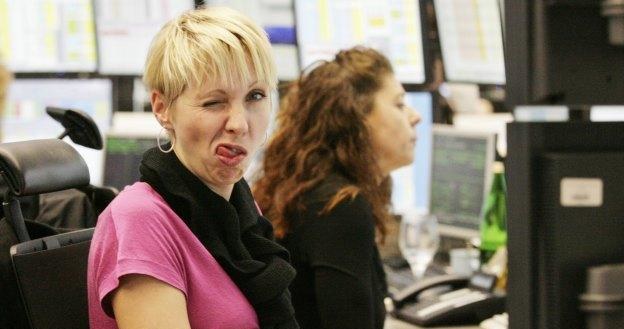 Coraz więcej kobiet znajduje zatrudnienie w branży IT /AFP