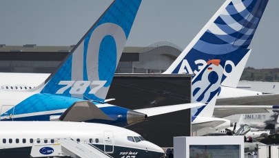 Coraz więcej napadów wokół francuskiego "lotniska dla milionerów"