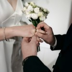 Coraz więcej par wybiera życie bez ślubu. Najnowsze dane GUS