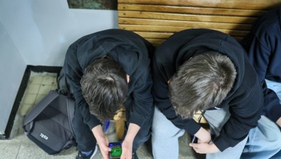 Coraz więcej uczniów znika ze szkół. "Trudno wygrać z tym trendem"