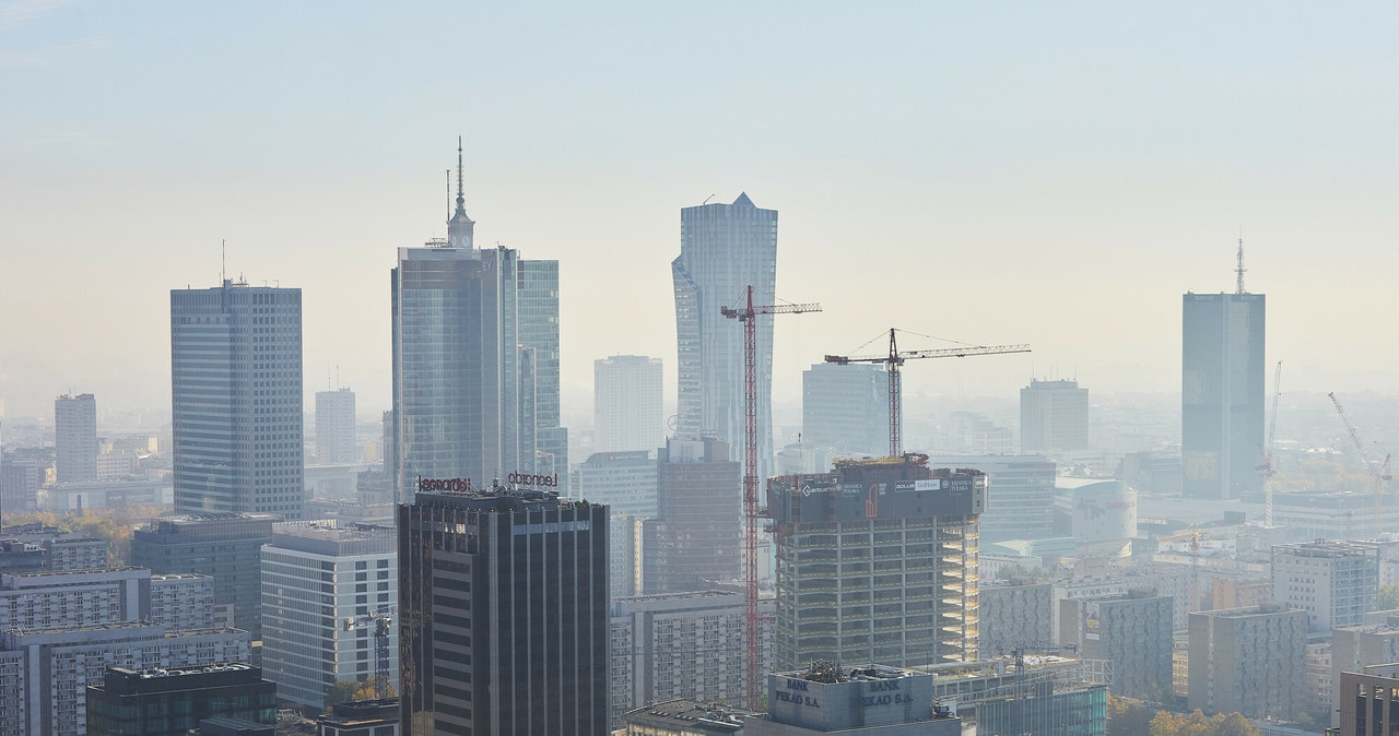 Coraz więcej zysków zagranicznych firm zostaje w Polsce /Hubert Mathis /Reporter