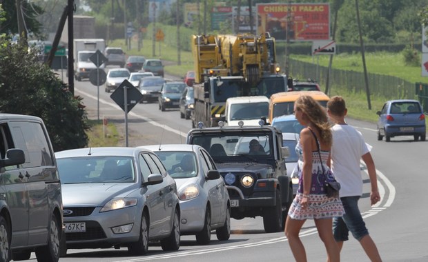 Coraz większe korki na obwodnicy Krakowa. Ruszył remont nawierzchni