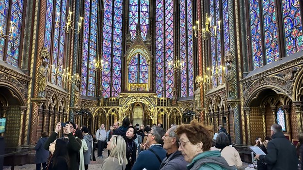 Coraz większe tłumy turystów przyciąga sławna paryska Saint-Chapelle, czyli Święta Kaplica /Marek Gładysz /RMF FM