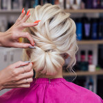Cord knot: Ta fryzura to hit Instagrama. Zrobisz ją w kilka minut!