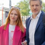 Córka gwiazdora "Lokatorów" odsłoniła kulisy rozstania rodziców. W domu nie działo się za dobrze