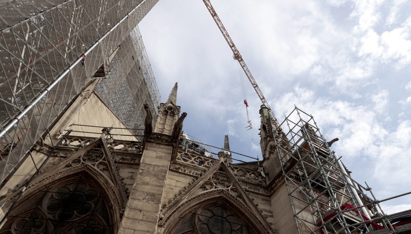 Coś dla polskich artystów! Konkurs na wystrój katedry Notre-Dame