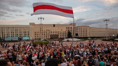 "Coś we mnie pękło". Protest przed budynkiem telewizji państwowej w Mińsku