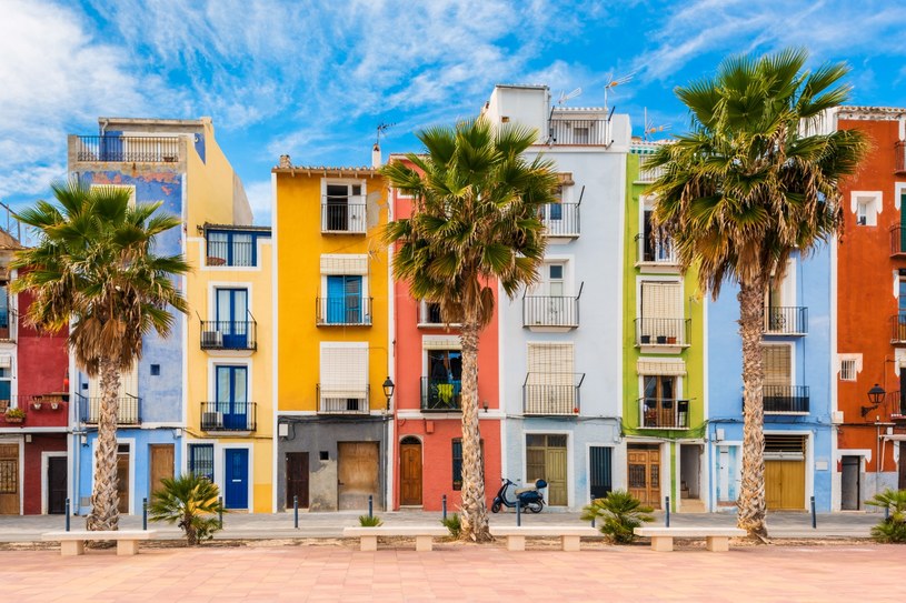 Costa Blanca to nie tylko wybrzeże, ale i niezwykła architektura /Shutterstock
