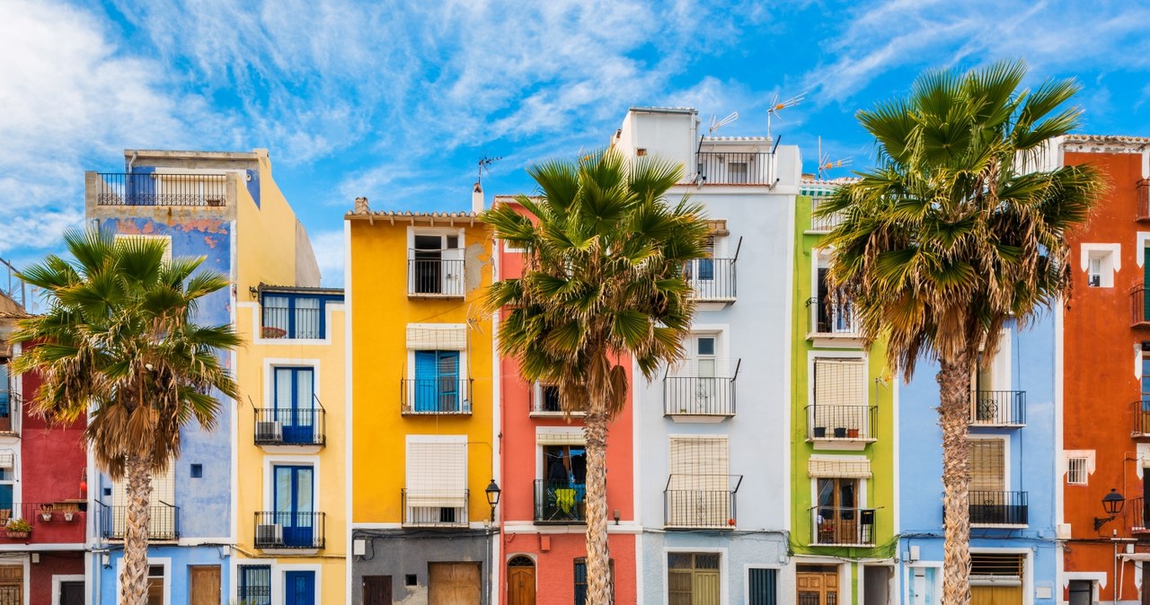 Costa Blanca to nie tylko wybrzeże, ale i niezwykła architektura /Shutterstock