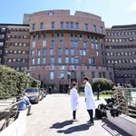 COVID-19. We Włoszech zawieszono 2200 niezaszczepionych lekarzy oraz 3800 pielęgniarek i pielęgniarzy