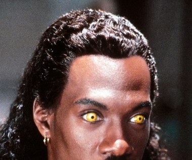 Craven próbował też łączyć horror z komedią w "Wampirze w Brooklinie" (1995).