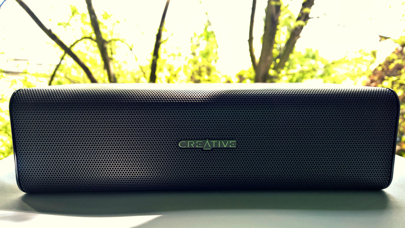 Creative Sound Blaster ROAR - ten głośnik z powodzeniem zastąpi większy sprzęt audio /INTERIA.PL