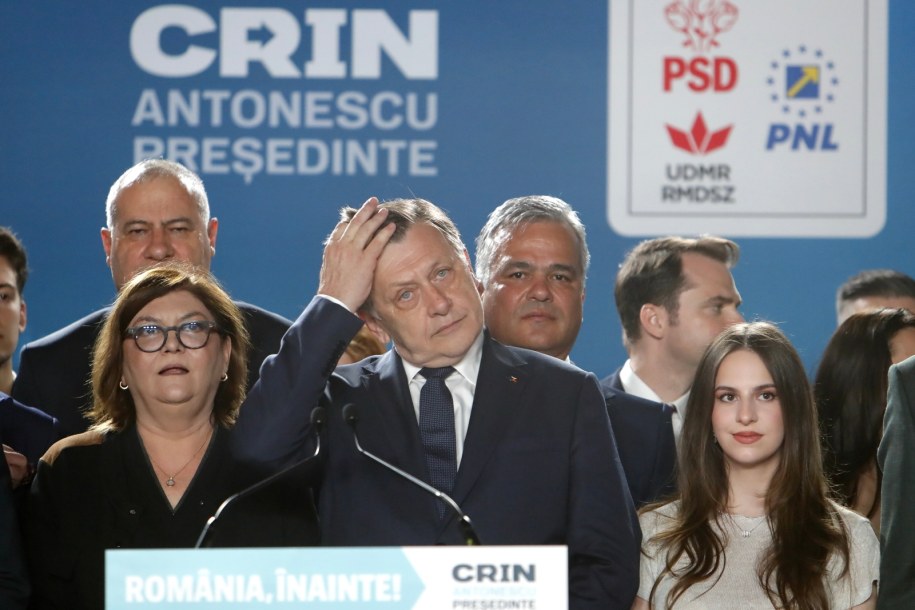 Crin Antonescu /BOGDAN CRISTEL /PAP/EPA