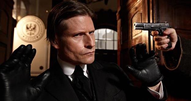 Crispin Glover jako dr Manfred Abuse w "Hiszpance" /materiały dystrybutora